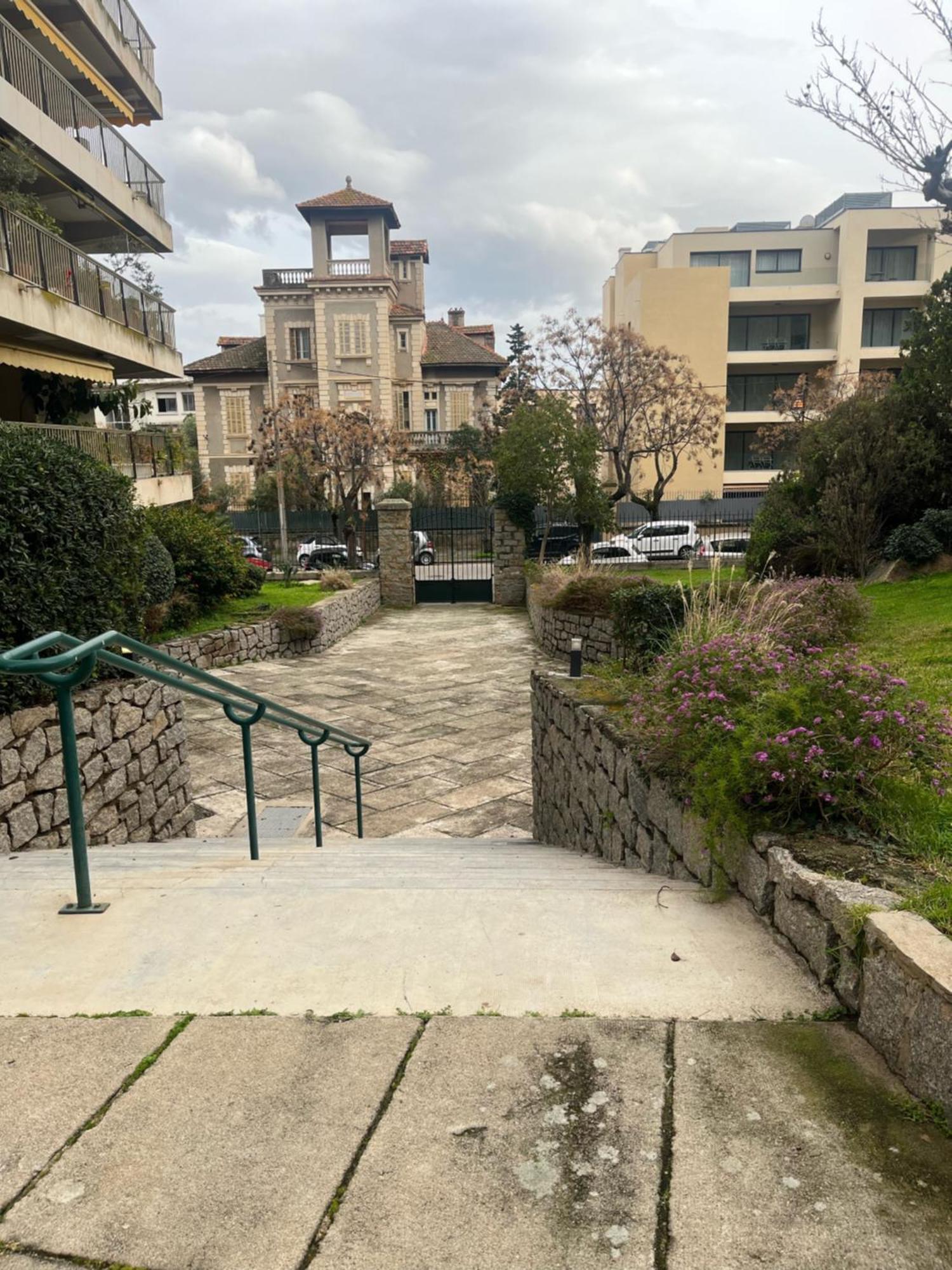 Appartement Douillet En Ville Ajaccio  Kültér fotó